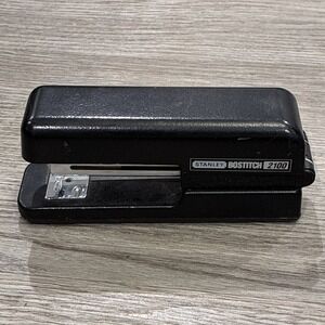 Vintage Stanley Bostitch Model B2100 Stapler Black Made In USA + Staples